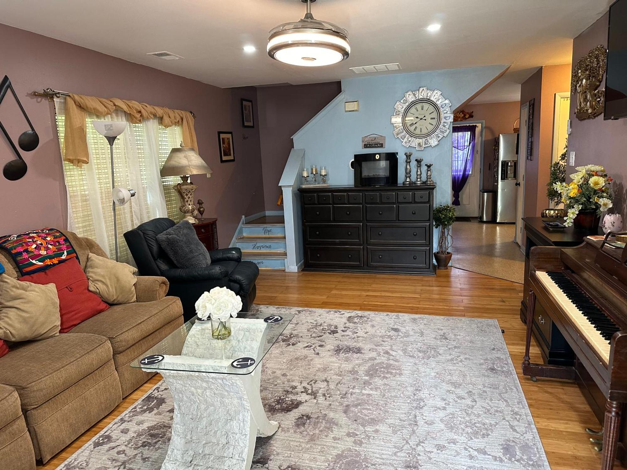 Colorful 3 Bedrooms Twin Home Near Center Philadelphia Bagian luar foto