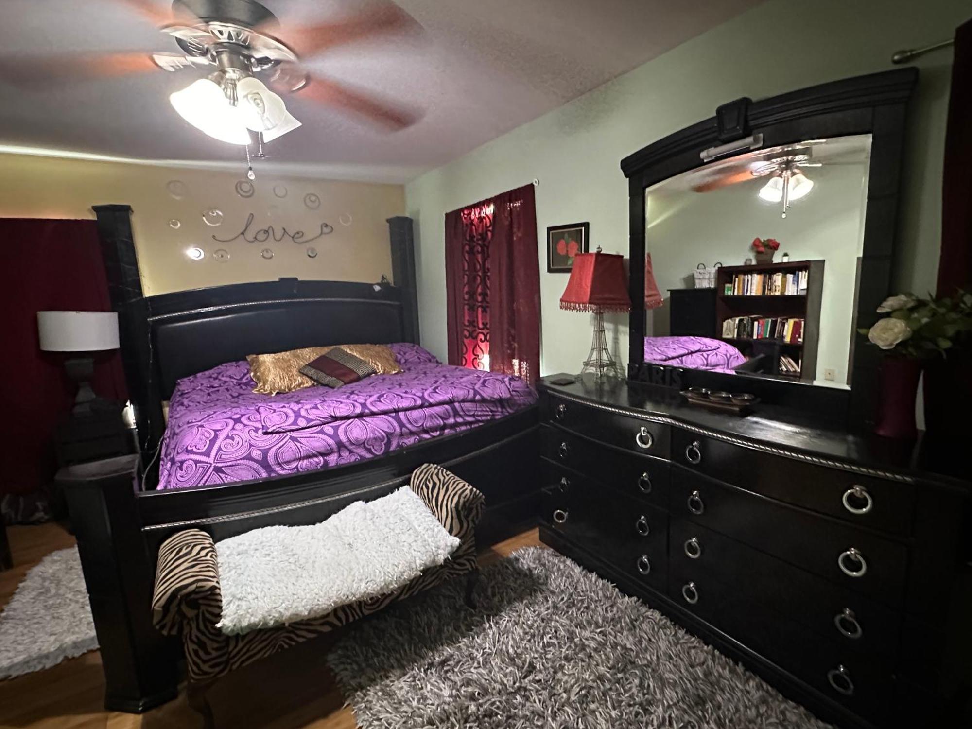 Colorful 3 Bedrooms Twin Home Near Center Philadelphia Bagian luar foto