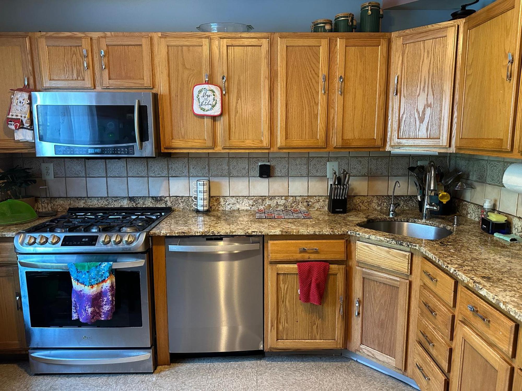 Colorful 3 Bedrooms Twin Home Near Center Philadelphia Bagian luar foto