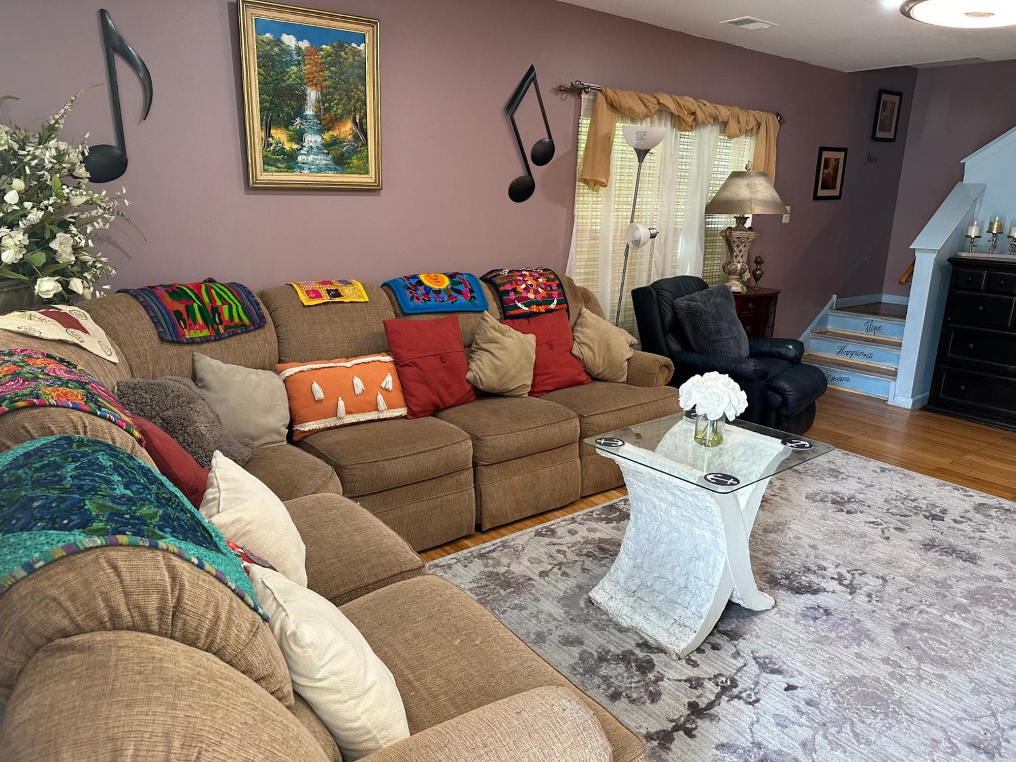 Colorful 3 Bedrooms Twin Home Near Center Philadelphia Bagian luar foto